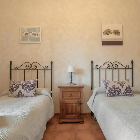 Mellizos Villa